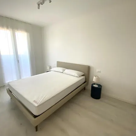 Light Palace 8 - Immobiliare Living Apartment Lido di Jesolo